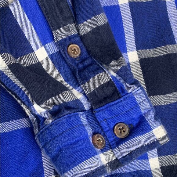 DULUTH TRADING CO., Plaid Button-Up Shirt - Picture 2 of 9